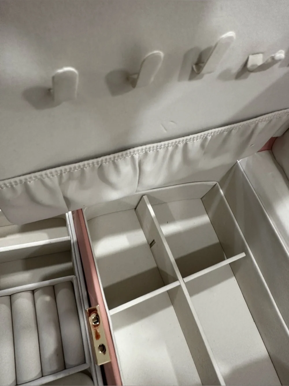 KADIER Blush Pink Jewelry Case
